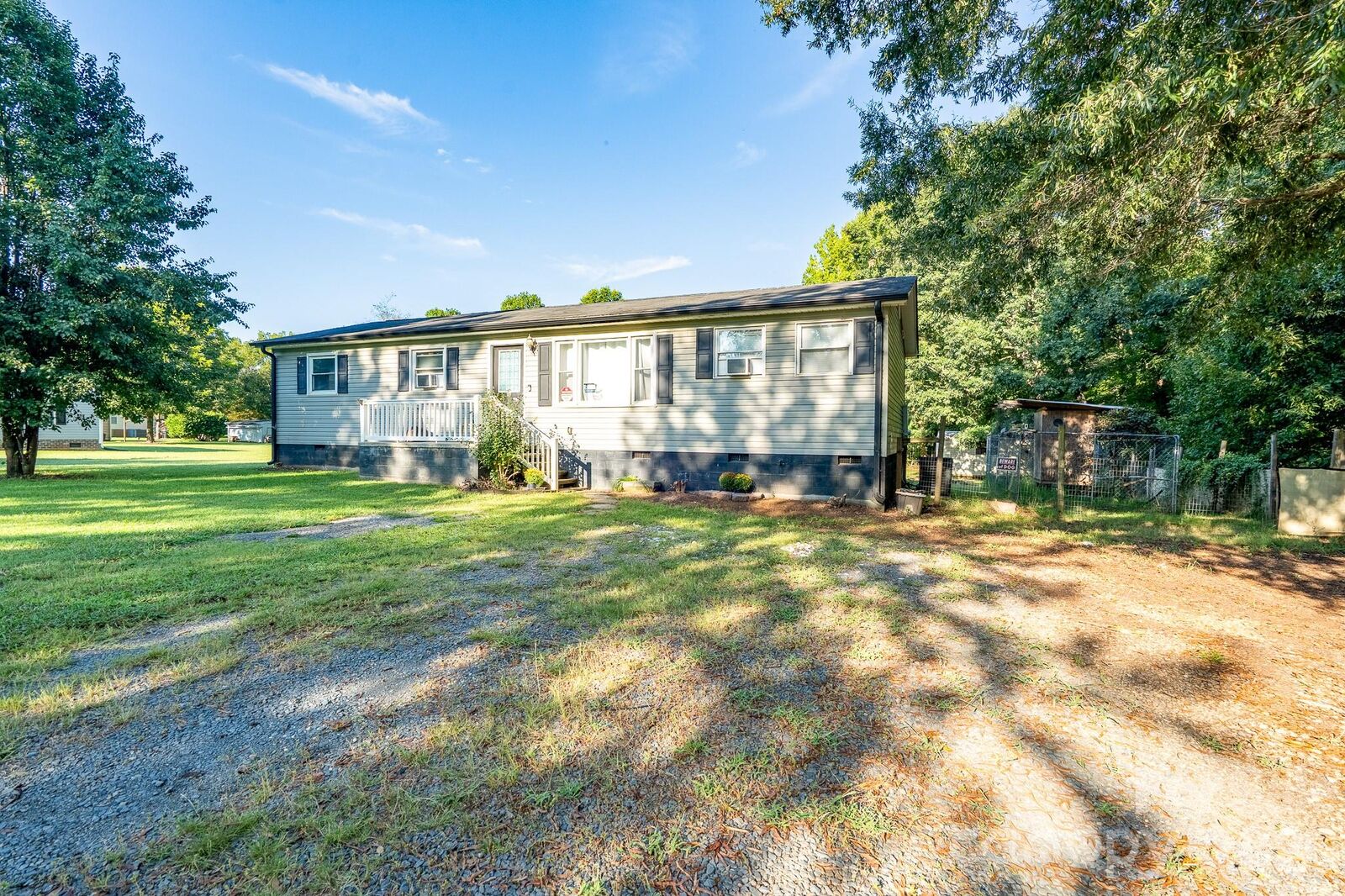 Property Photo:  106 Courtney Lane  NC 28146 