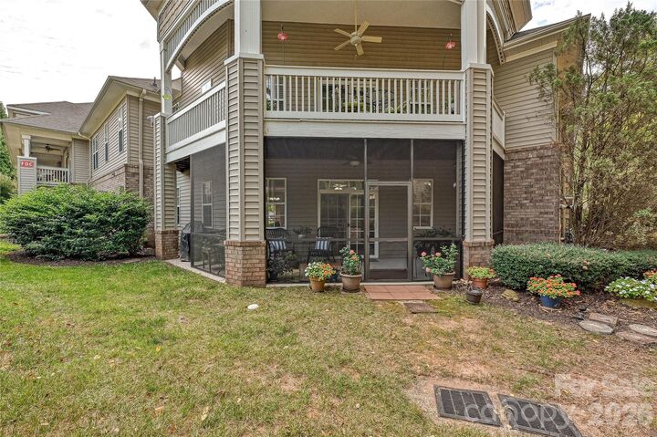 Property Photo: 9009 Rosalyn Glen Road NC 28031