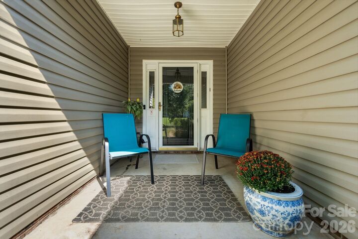Property Photo: 5204 Ashie Avenue NC 28104