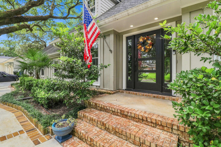 Property Photo:  1391 Parkshore Drive  SC 29407 