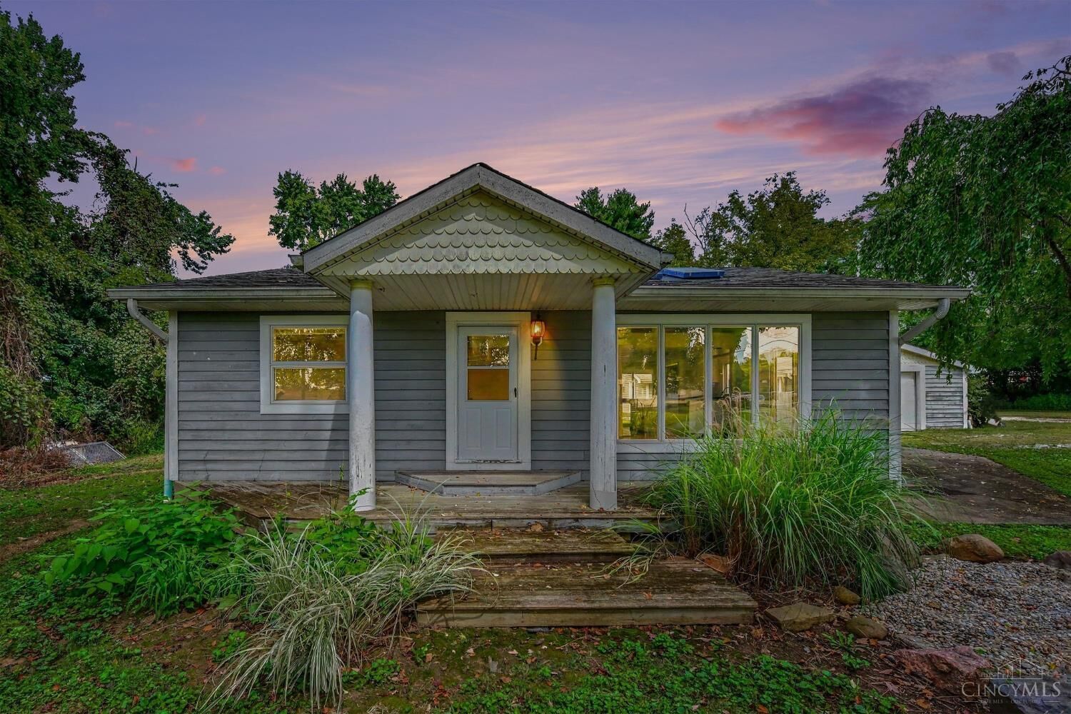 Property Photo: 1452 Bethel New Richmond Road OH 45157