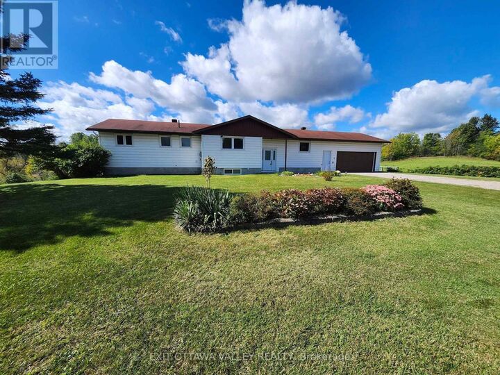 Property Photo:  15267 17 Highway  ON K0J 0A9 