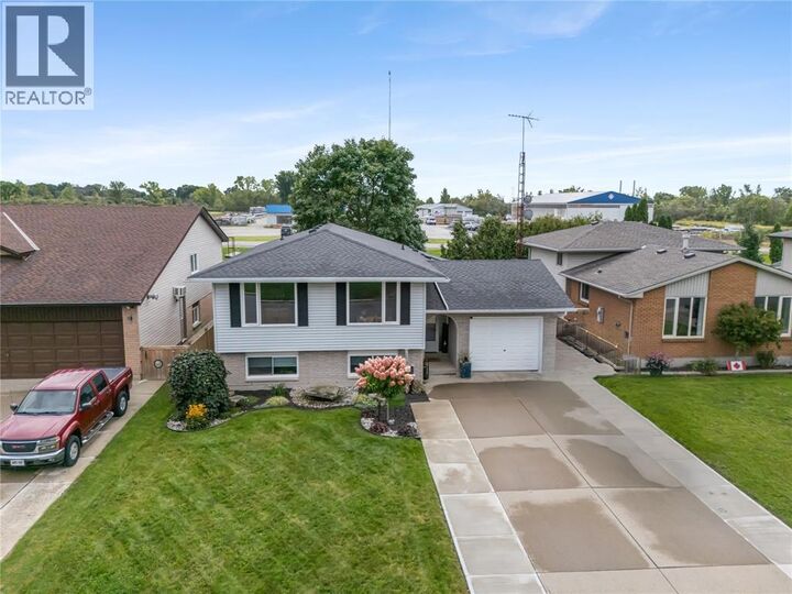 Property Photo:  119 Templeton Crescent  ON N0N 1H0 