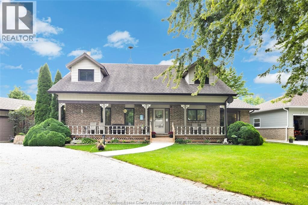 Property Photo:  106 Seymour Place  ON N0R 1G0 