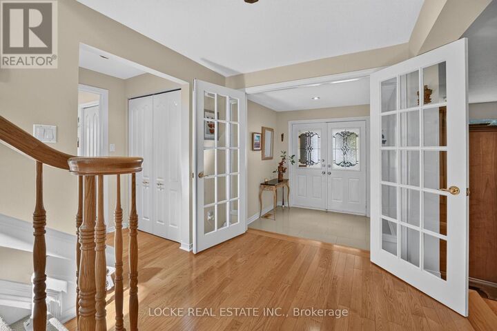 Property Photo:  1672 Des Ravins Place  ON K1C 6H7 