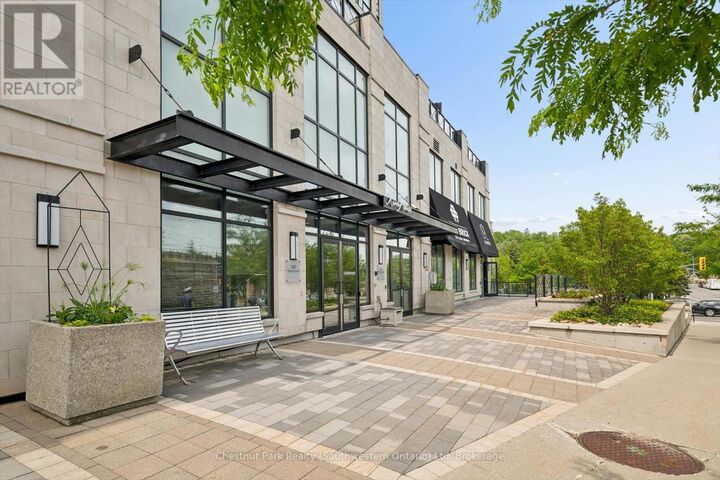 Property Photo:  160 Macdonell Street 405  ON N1H 0A9 