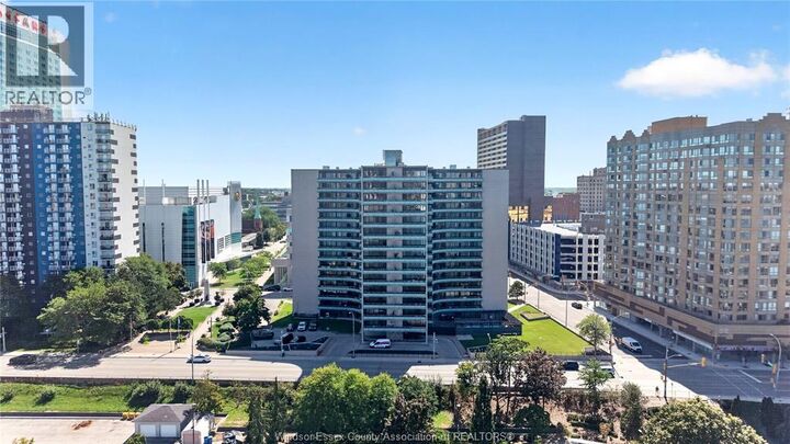 Property Photo:  111 Riverside Drive East 903  ON N9A 2S6 