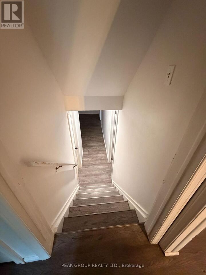 Property Photo:  283 Vine Street  ON L2M 7R5 