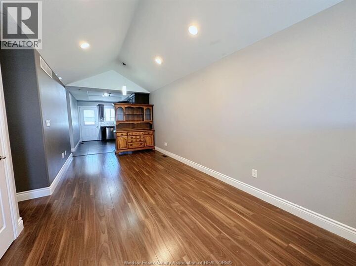 Property Photo:  1977 Northway Avenue Upper  ON N9B 0A3 