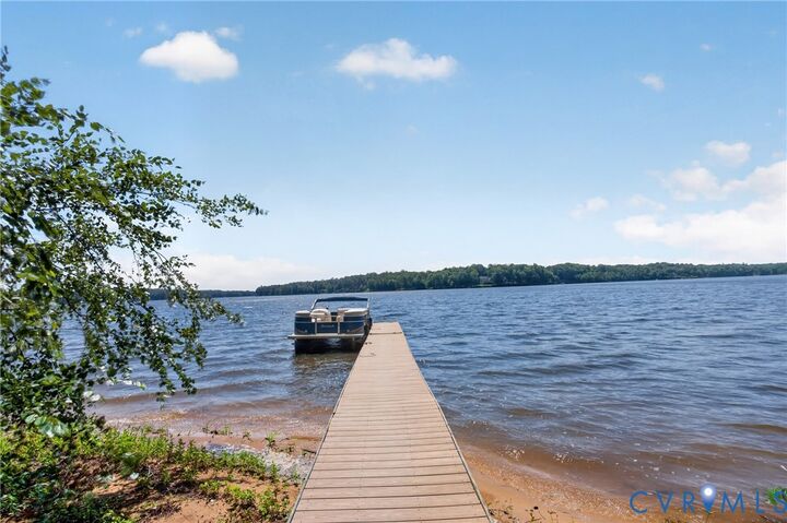 Property Photo: 13714 Winterberry Ridge VA 23112