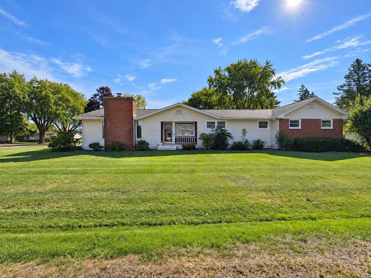 Property Photo:  601 S Maryknoll Avenue  WI 54449 