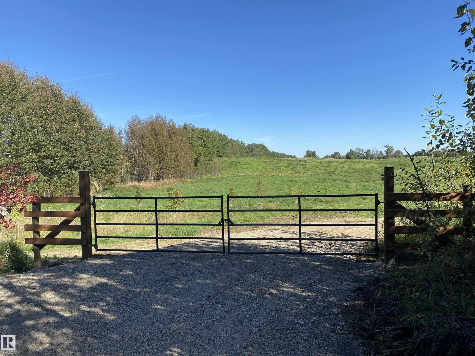 Property Photo:  51413 Rge Road 21  AB T7Y 2P4 