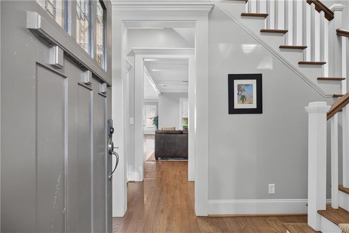 Property Photo:  744 E Side Avenue SE  GA 30316 