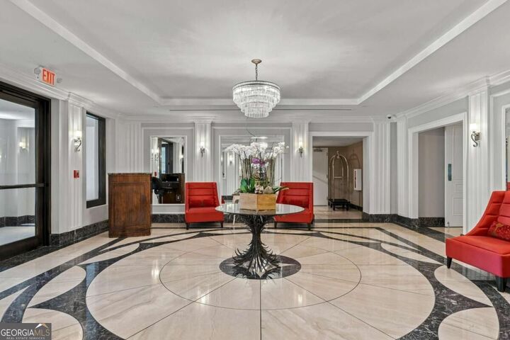 Property Photo:  3376 Peachtree Road NE 42A  GA 30326 