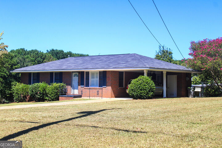 Property Photo: 126 N Chilton Crescent GA 30240