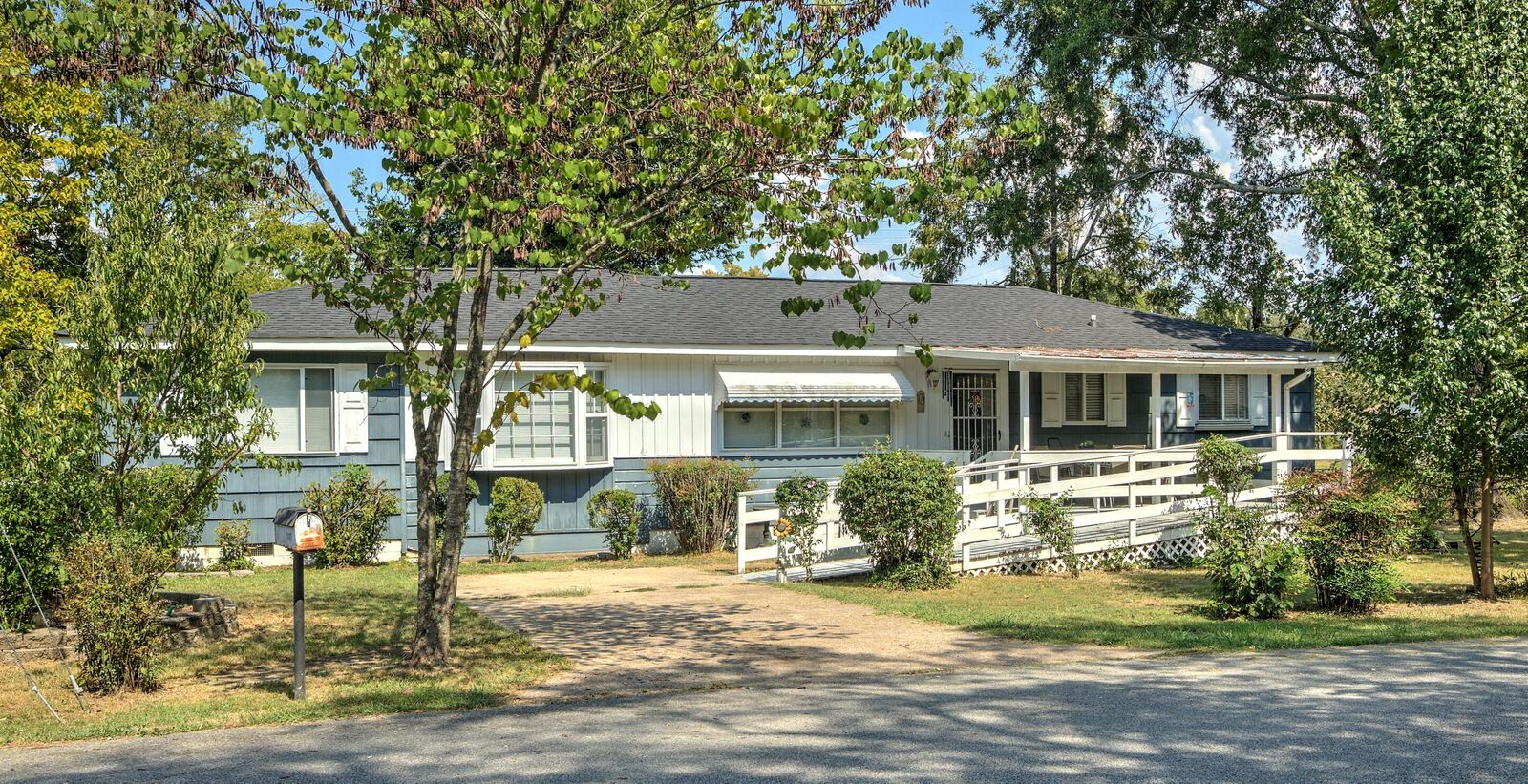 Property Photo: 1102 Cranbrook Drive TN 37343