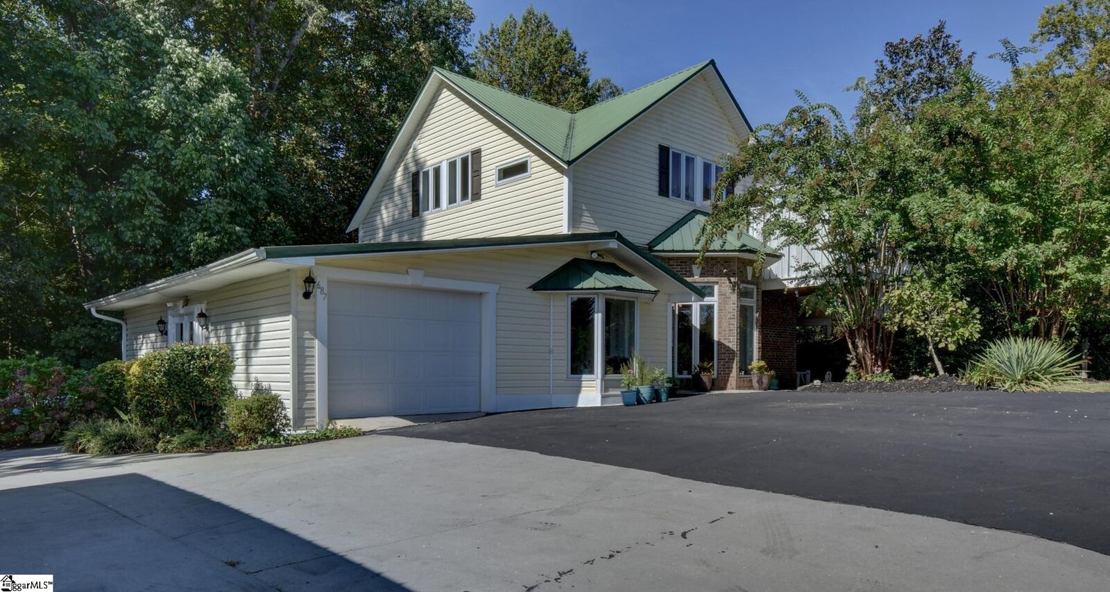 Property Photo:  687 Burnt Tanyard Road  SC 29676 