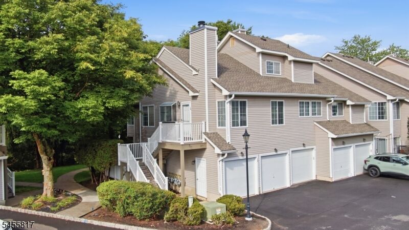 Property Photo:  10 Stevens Court Ondo  NJ 07921 