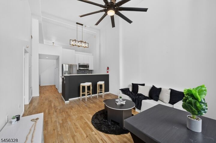 Property Photo:  518 Gregory Ave 425  NJ 07086 