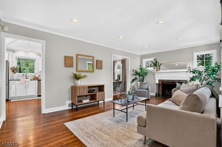 Property Photo:  856 Rahway Ave  NJ 07090 