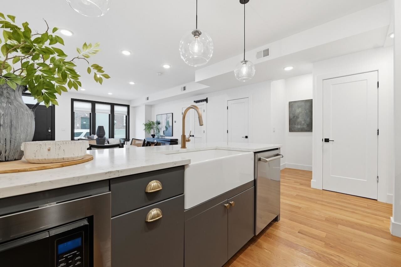Property Photo:  177 Congress St 1  NJ 07307 