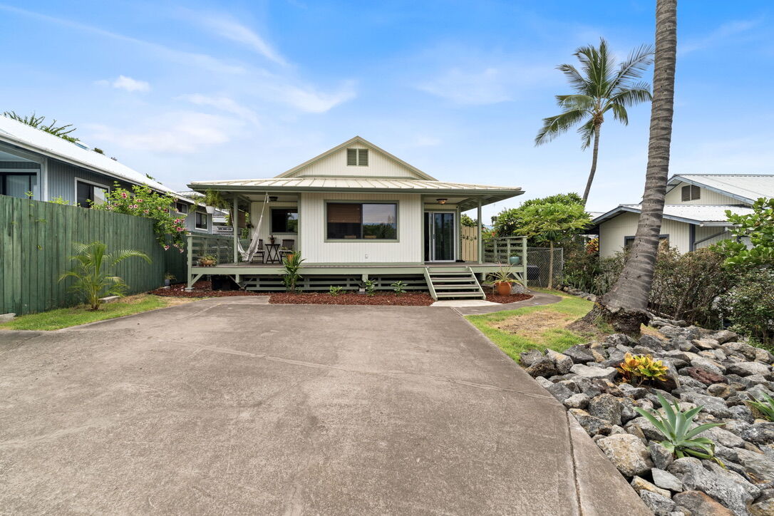 Property Photo:  76-228-B Oma Pl  HI 96740 