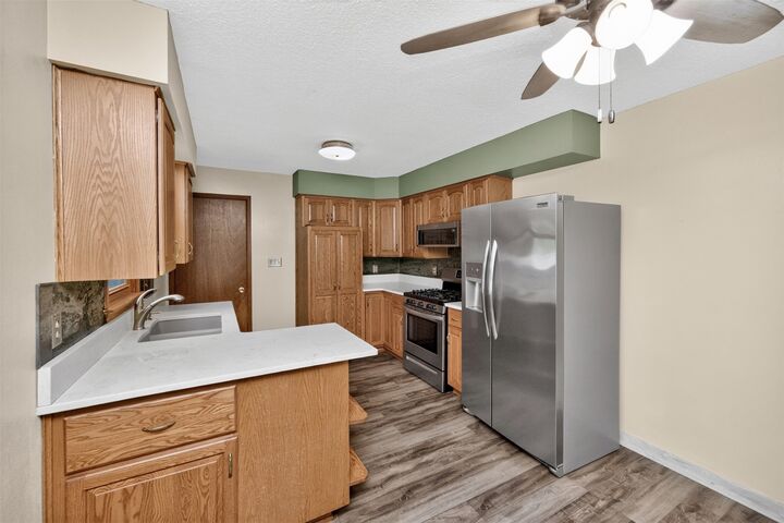 Property Photo: 804 29th Street IA 50265