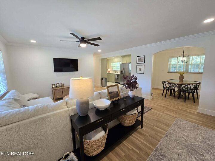 Property Photo: 3105 Hazelwood Rd TN 37921