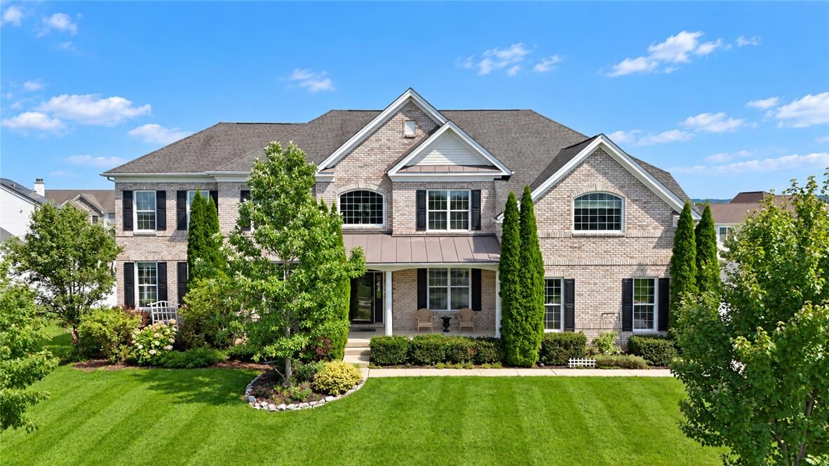 Property Photo: 7406 Cedar Road PA 18062