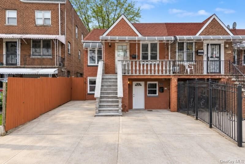 Property Photo: 3121 Mickle Avenue NY 10469