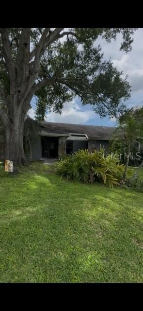 Property Photo: 14146 Fennsbury Drive FL 33624