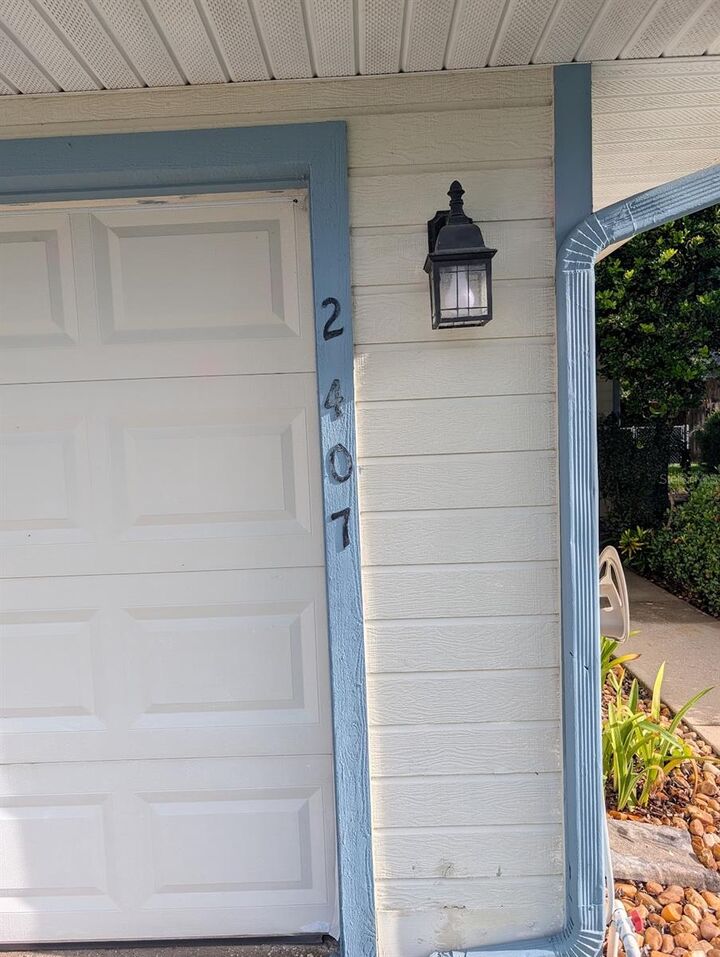 Property Photo: 2407 South Avenue FL 34748