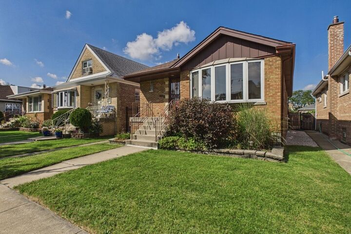 Property Photo: 4514 S Kedvale Avenue IL 60632