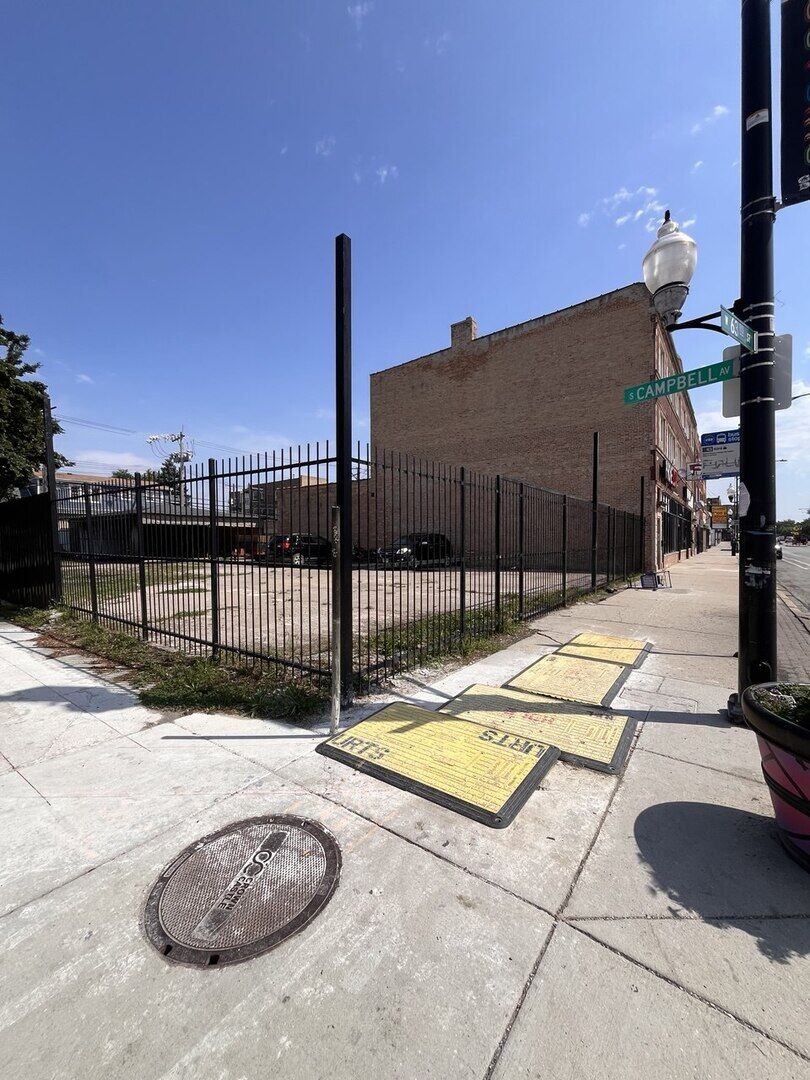 Property Photo: 2454 W 63rd Street IL 60629