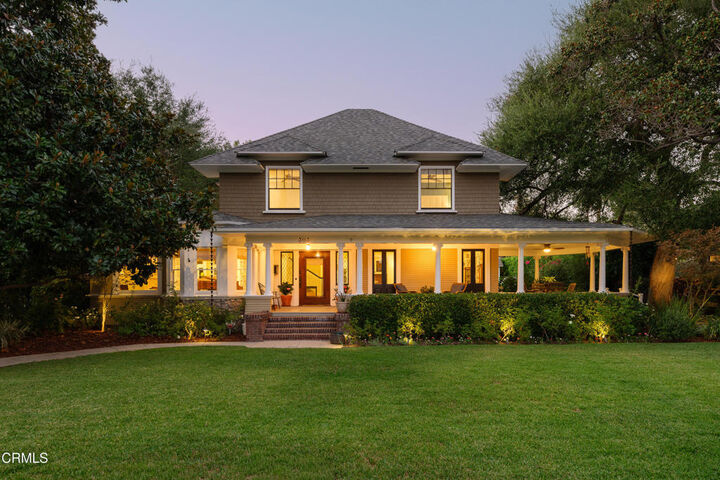 Property Photo: 303 Markham Place CA 91105