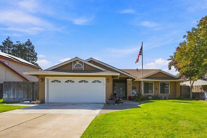 Property Photo:  588 Carrigane Way  CA 95337 