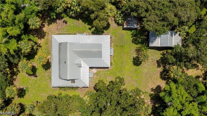 Property Photo: 160 Curry Street FL 33935