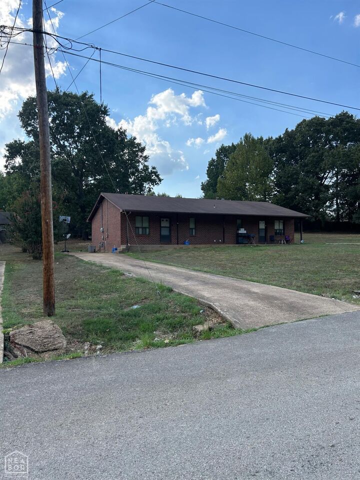 Property Photo:  1003 Scott St.  AR 72405 