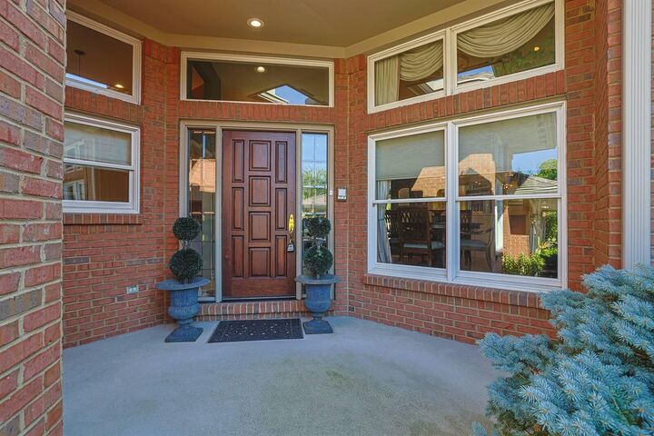 Property Photo: 2525 Nicklaus Lane KY 41017