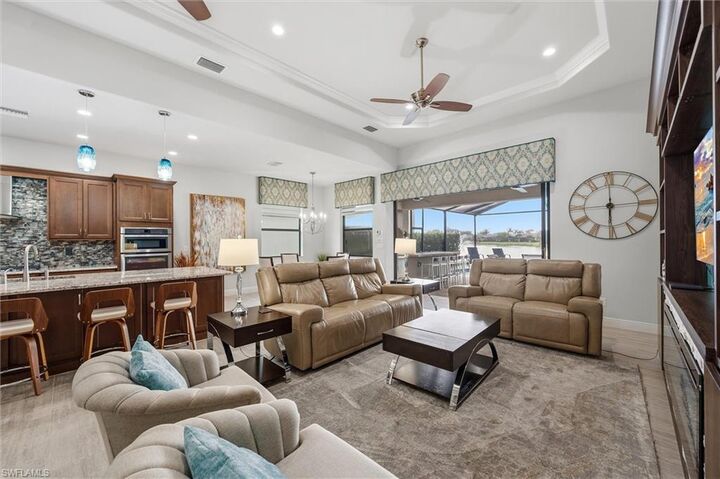 Property Photo:  28466 Tasca Dr  FL 34135 