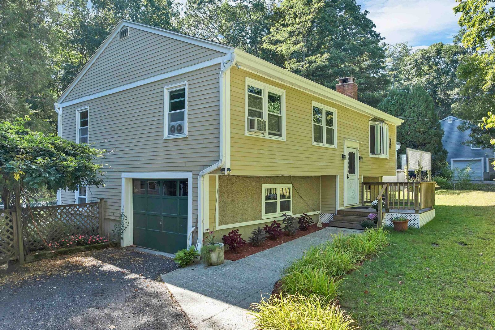 Property Photo:  33 Gale Village Road  NH 03858 
