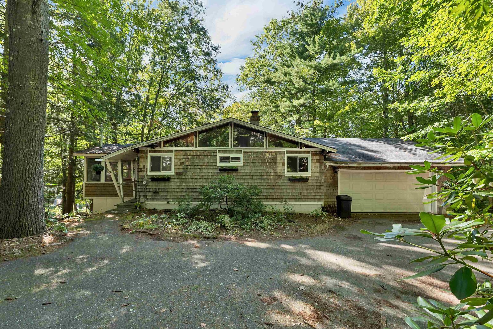 Property Photo: 16 Forest Avenue NH 03249