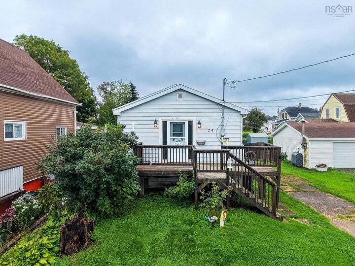 Property Photo:  24 Beech Street  NS B1P 3B4 