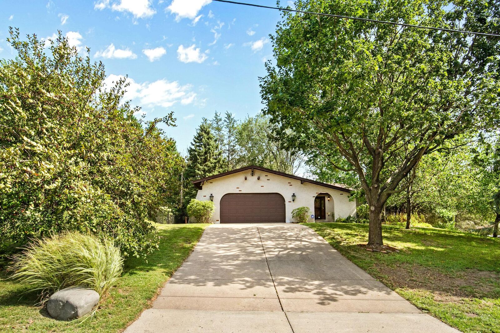 Property Photo: 4030 Mackubin Street MN 55126