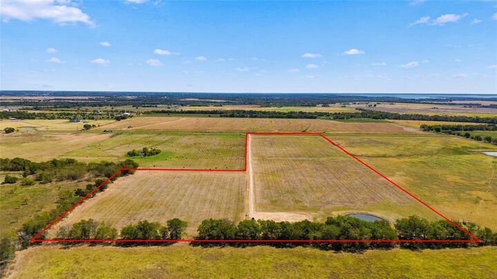 Property Photo:  1000 County Road 2120  TX 75432 