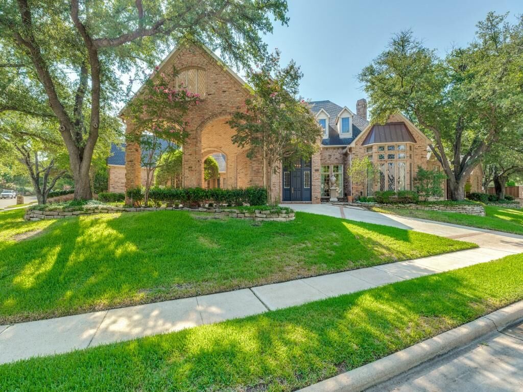 Property Photo:  5324 Mariners Drive  TX 75093 