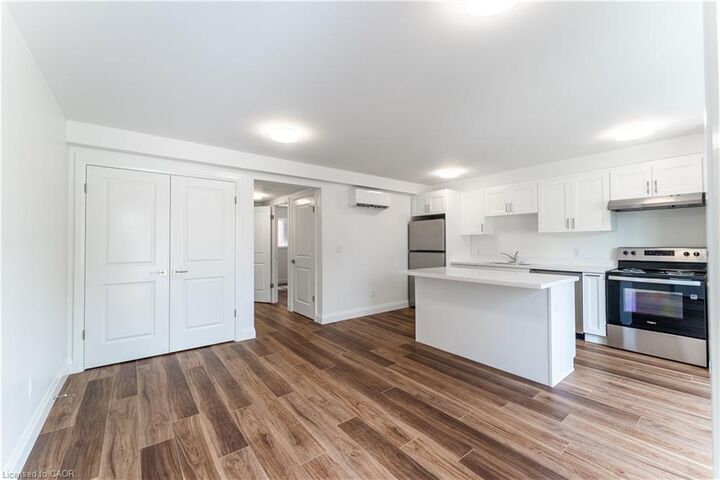 Property Photo:  95 Kinzie Avenue B  ON N2A 1S5 