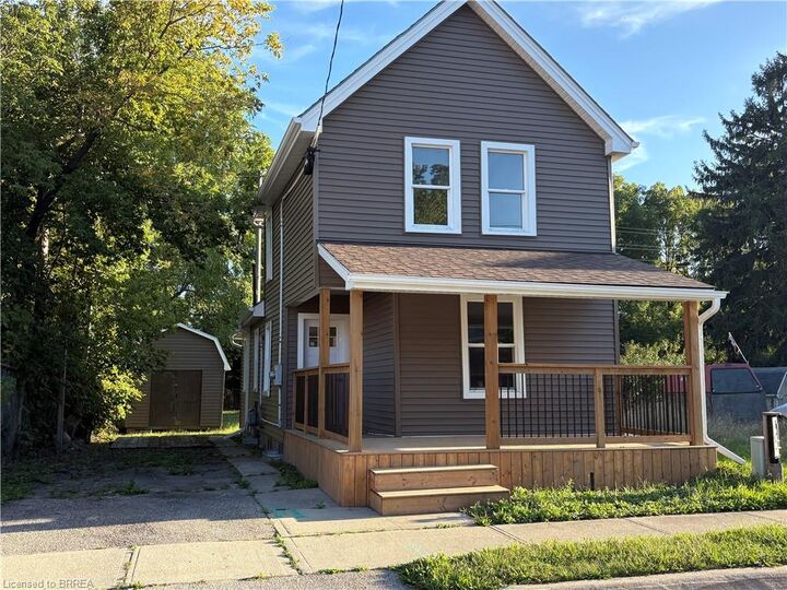 Property Photo:  17 Able Avenue  ON N3S 2Y4 
