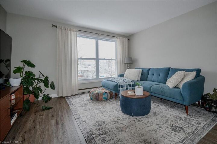 Property Photo:  25 Elgin Street N 2  ON N1R 5G8 