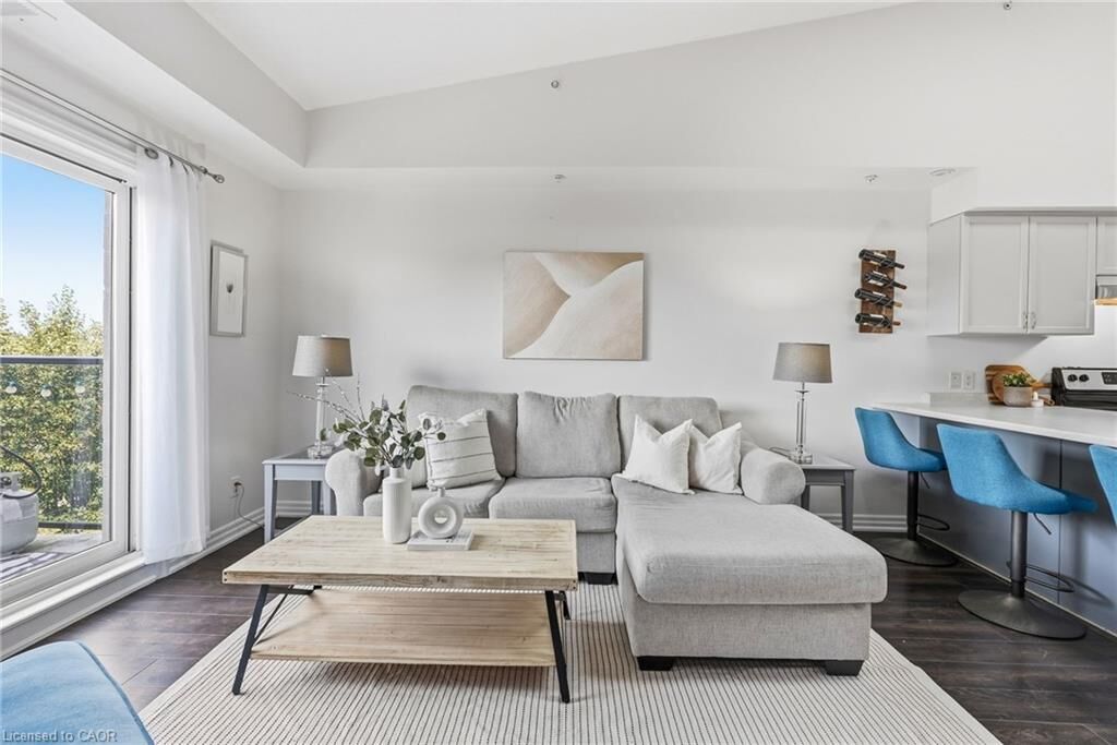 Property Photo:  170 Rockhaven Lane 321  ON L8B 1B5 